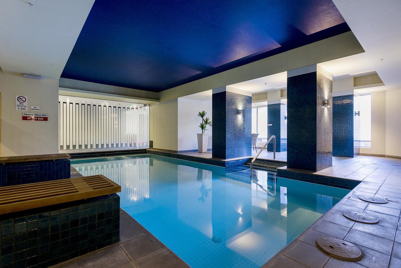 Complete Host Southpoint Apartments เมลเบิร์น ภายนอก รูปภาพ