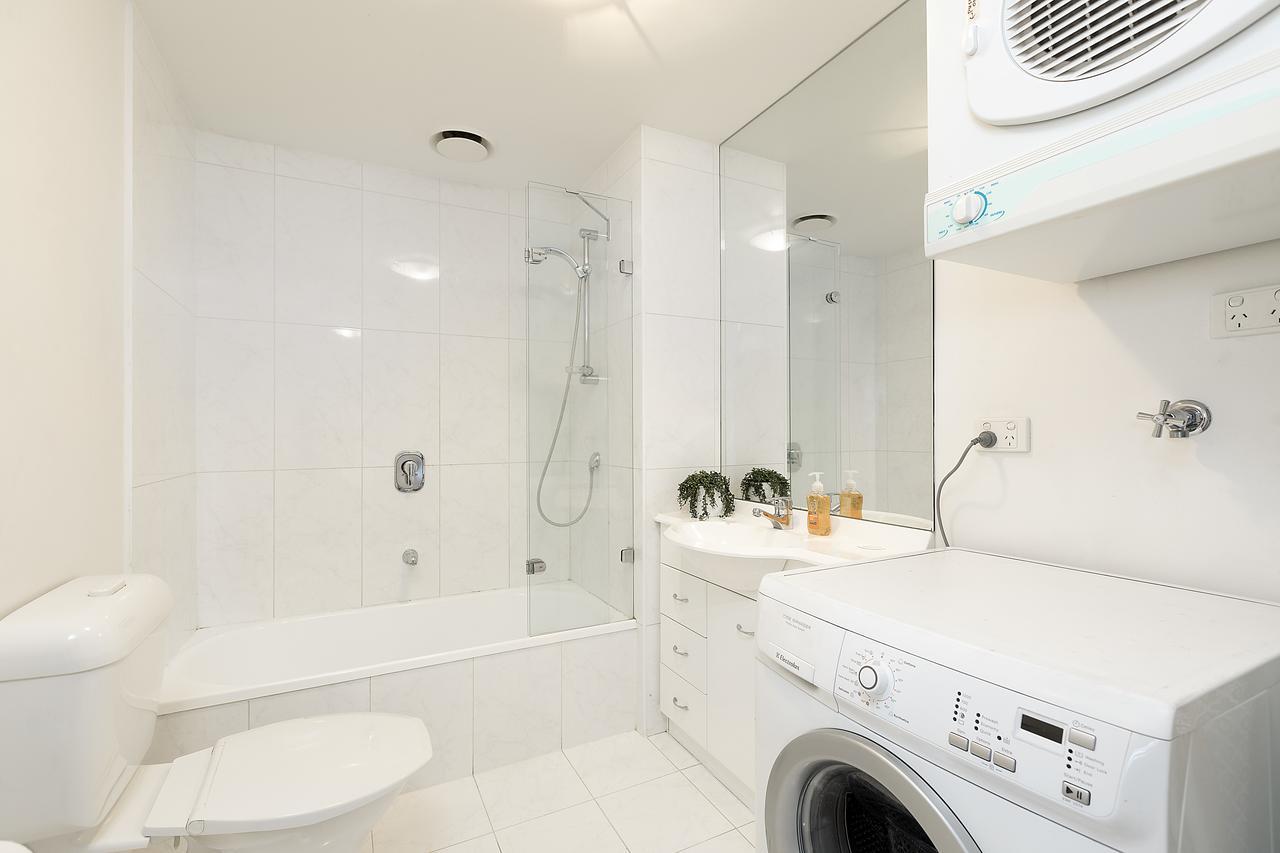 Complete Host Southpoint Apartments เมลเบิร์น ภายนอก รูปภาพ