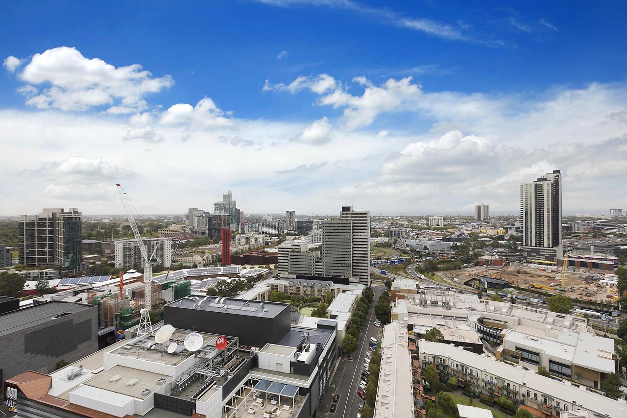 Complete Host Southpoint Apartments เมลเบิร์น ภายนอก รูปภาพ
